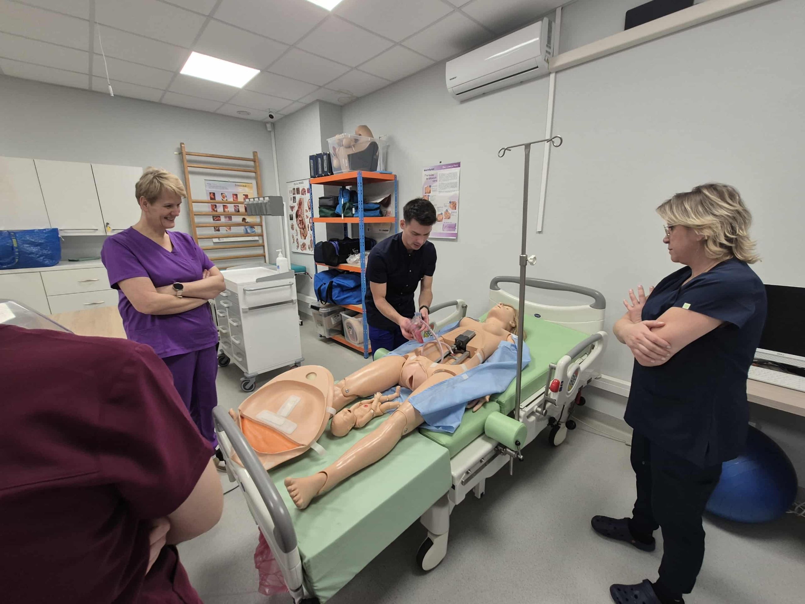 Wyjazd słuchaczy BSM do Centrum Symulacji Medycznej Toruńskiej Filii Wyższej Szkoły Gospodarki w Bydgoszczy